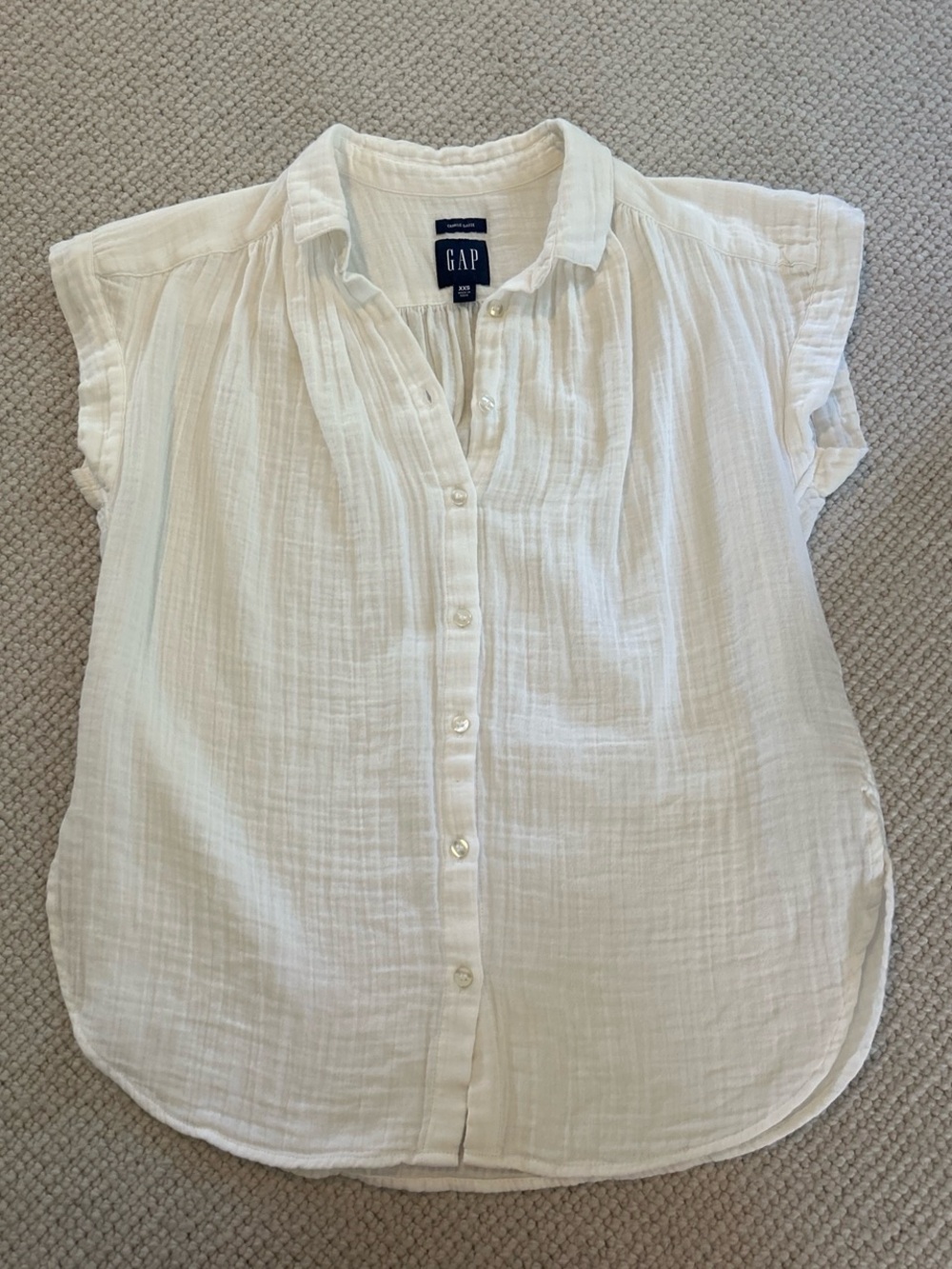 GAP White Gauze Button-Front Short Sleeve Shirt